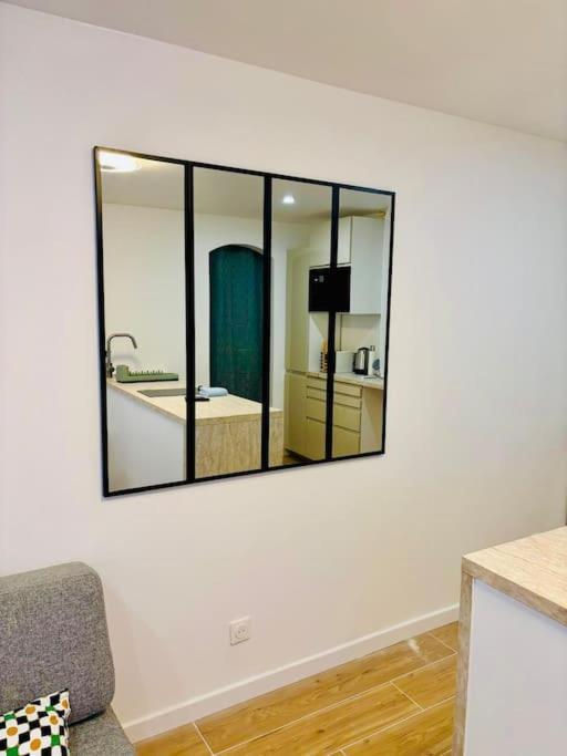 Joli Appartement Renove Incluant Parking A 10 Min De Paris Nanterre Bagian luar foto